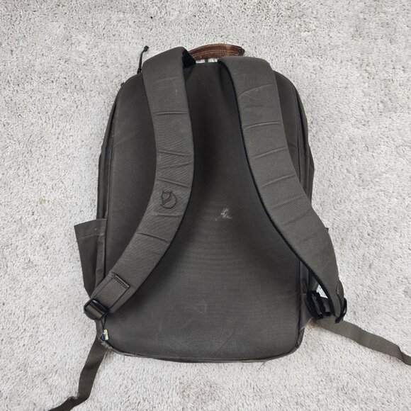 Fjallraven Raven Backpack G-1000 28L Heavy Duty Backpack Brown Laptop Hiking EUC - Picture 3 of 8